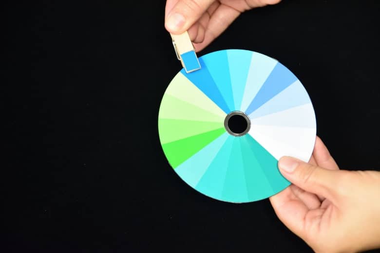 モンテッソーリ色合わせ洗濯ばさみ遊び無料型紙