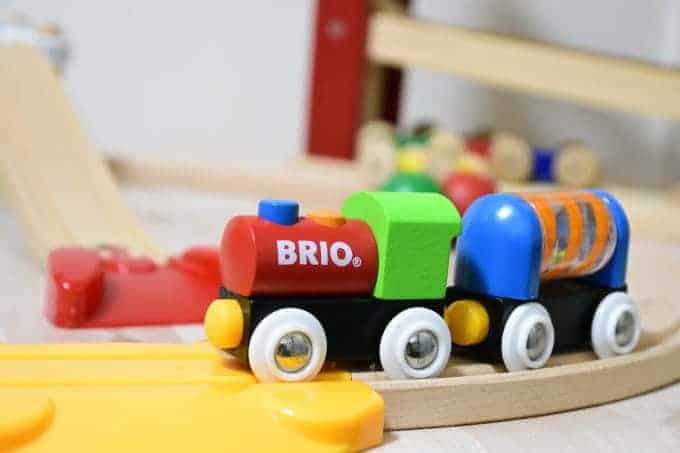 トイサブで届いたマイファーストビギナーセットの列車