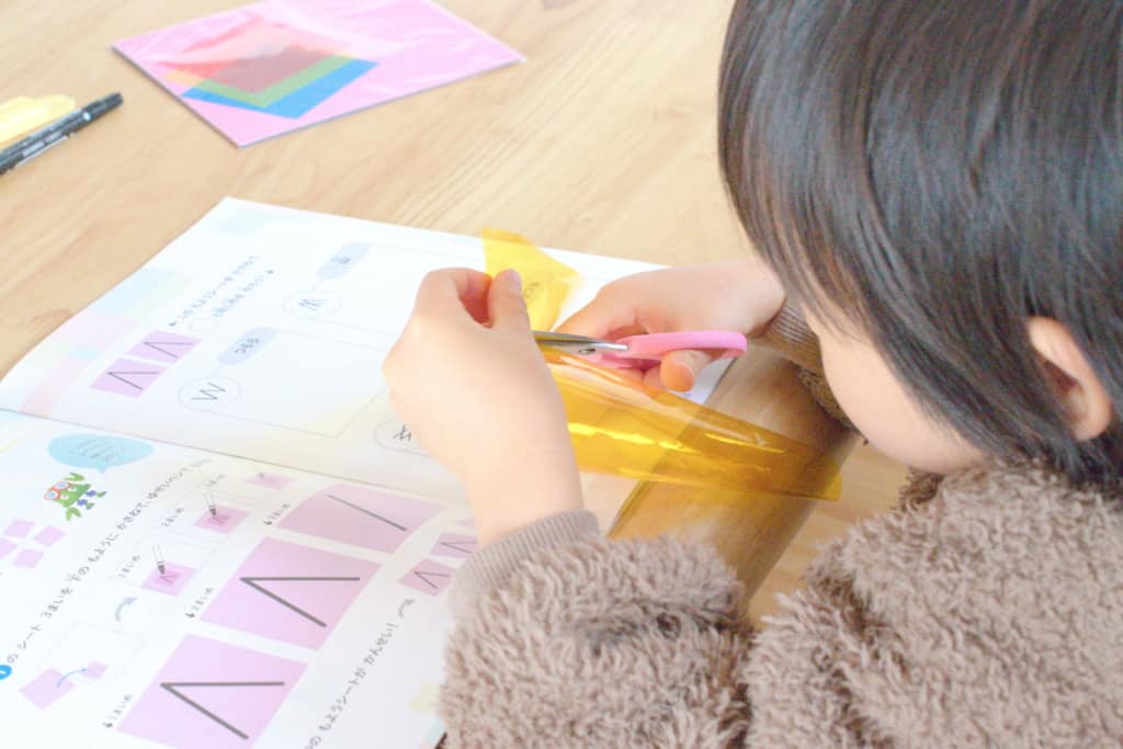 ワンダーボックス イロイロファクトリー パズルパーツ作成中